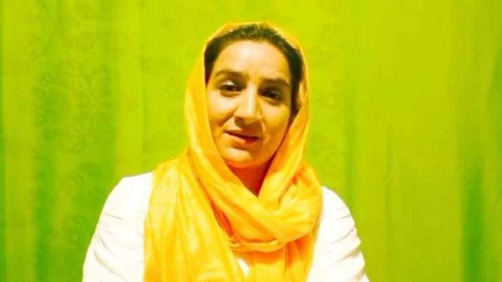 Amreen Bhat, local TV artist, shot dead by terrorists in Kashmir's Budgam