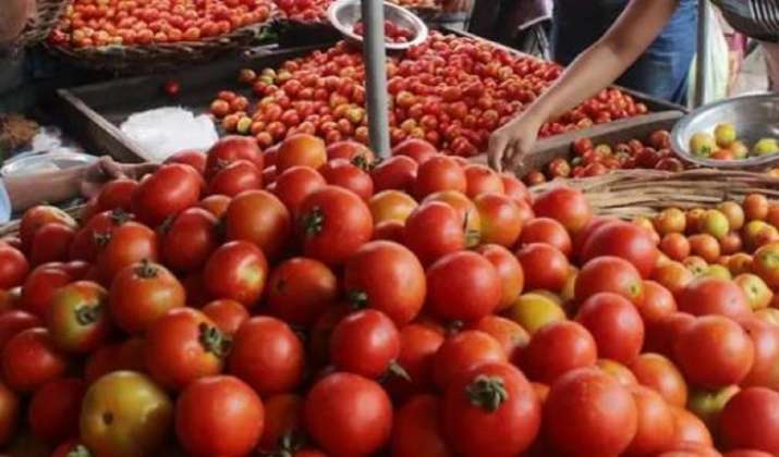 Tomato price shoots up to ₹100 per kg in Bengaluru; locals switch to tamarind - Vimarsana News