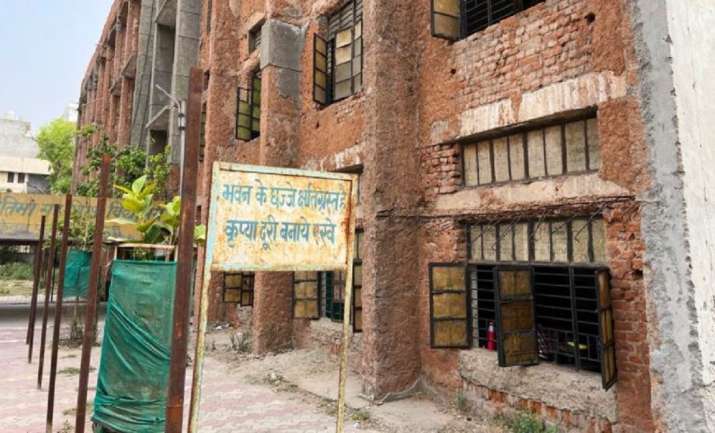 'Dilapidated structure': MCD schools display warning signboard; Swati Maliwal shares pictures post inspection