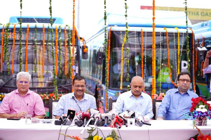 Delhi CM Arvind Kejriwal flags off 150 electric buses to control city's pollution