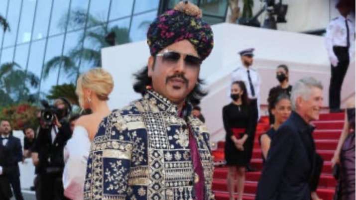 Cannes Red Carpet: Rajasthani singer Mame Khan writes history, becomes first folk artist to open for
