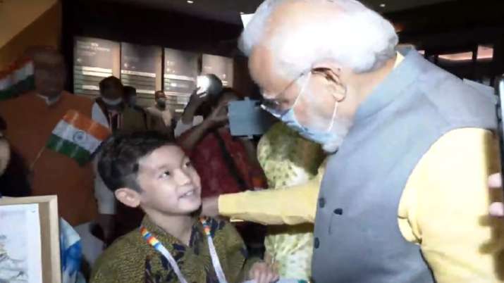 PM Modi impressed as he interacts with Japanese kid in Hindi, asks 'Where did you learn?' | VIDEO