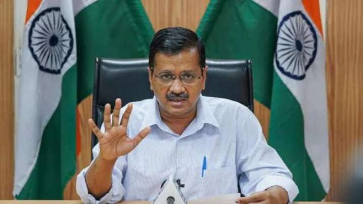 Arvind Kejriwal after disbanding his team in Gujarat