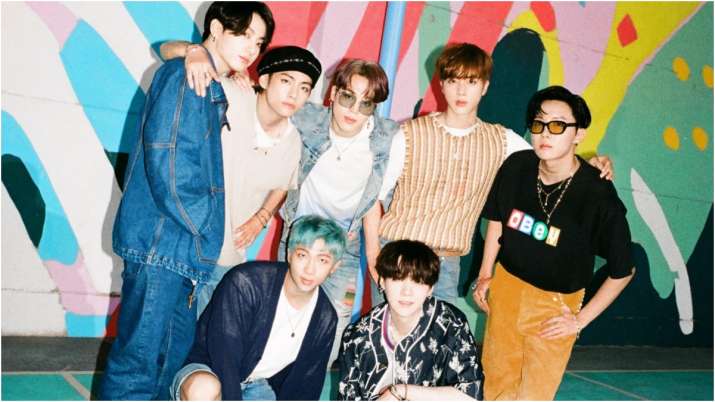 BTS shares letter for ARMY ahead of Proof launch, gives K-pop fans #MyBTStory challenge - Vimarsana News