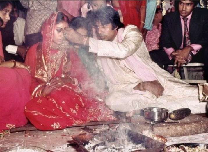 India Tv - Wedding anniversary of Amitabh and Jaya Bachchan