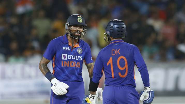 Hardik and DK during 4th T20I vs South Africa