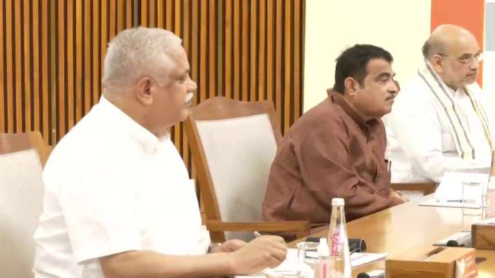 India Tv - Union Transport Minister Nitin Gadkari and Union Home Minister Amit Shah attend BJP Parliamentary meeting 