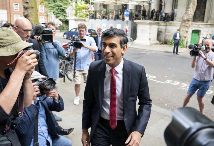 Conservative leadership candidate Rishi Sunak, centre,