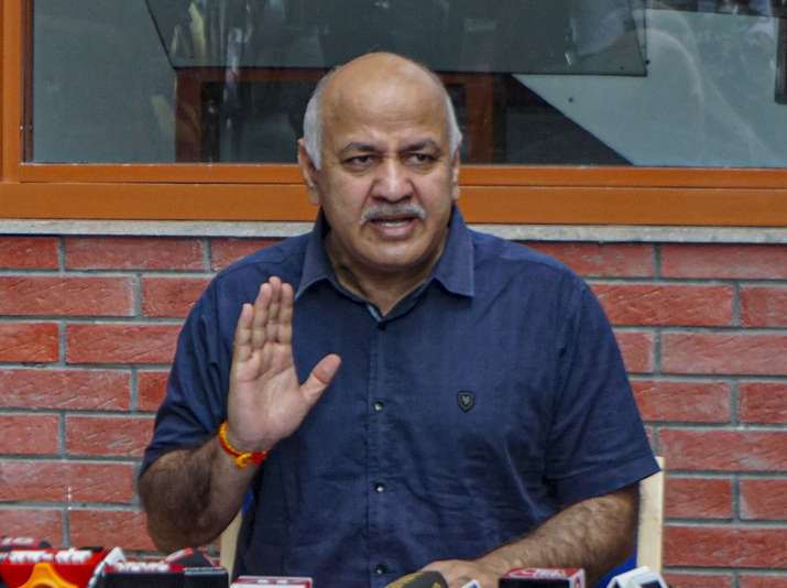 Sisodia accuses ex-Delhi LG Baijal of changing stance on opening liquor shops in unauthorised areas