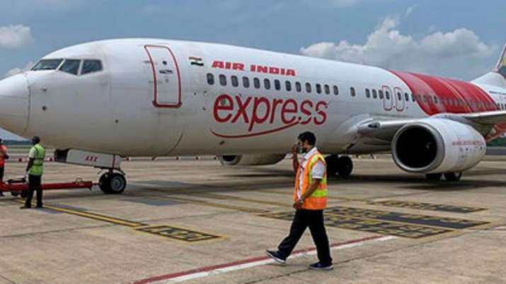 Air India Express Calicut-Dubai flight diverted to Muscat due to 'burning smell' from vent - Vimarsana News