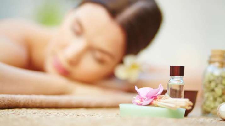 Why aromatherapy is the perfect way to de-stress your body?