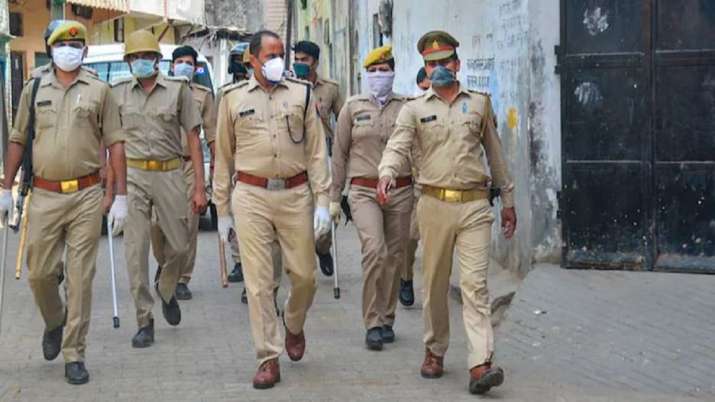 UP: Human head severed, stolen from burning pyre for black magic to become rich; two arrested - Vimarsana News