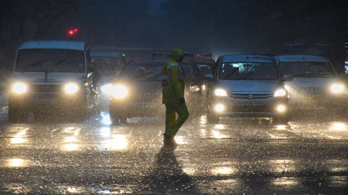 Heavy rain alert for Mumbai, Thane, Palghar, Pune other cities in Maharashtra for next 5 days