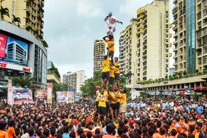 Maha: 153 Dahi Handi participants injured in Mumbai, 64 in Thane city - Vimarsana News