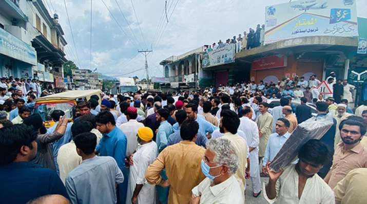 Pakistan: Sikh girl abducted, converted to Islam in Khyber Pakhtunkhwa; massive protests erupt