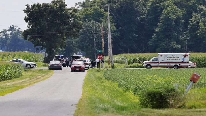 India Tv - United States, Armed man Ricky Shiffer killed in standoff, FBI office breach, latest updates FBI off