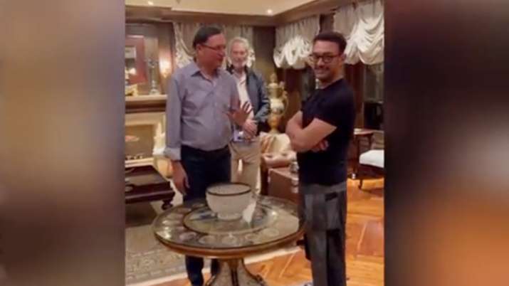 India TV Chairman and Editor-in-chief Rajat Sharma reviews Aamir Khan’s Laal Singh Chaddha | VIDEO