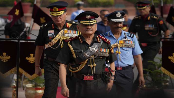 lt-gen-anil-chauhan-retired-takes-charge-as-india-s-new-chief-of-defence-staff