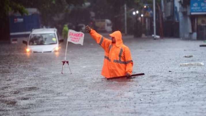 Mumbai rain: Several areas waterlogged; yellow alert in Pune, Thane, Palghar, Raigad - Vimarsana News