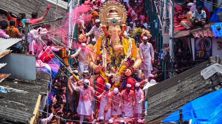 India Tv - Devotees gathered in Lalbaughcha Raja Visarjan Yatra