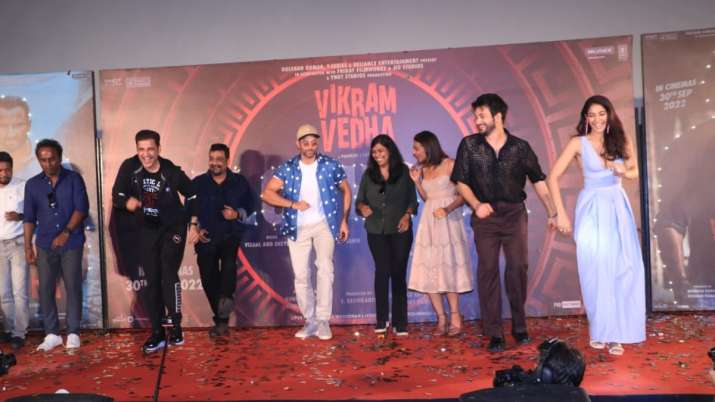 India Tv - Hrithik Roshan and Vikram Vedha cast 