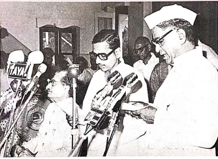 India Tv - Mulayam Singh Yadav left the legacy of socialism for his son Akhilesh Yadav to take it forward