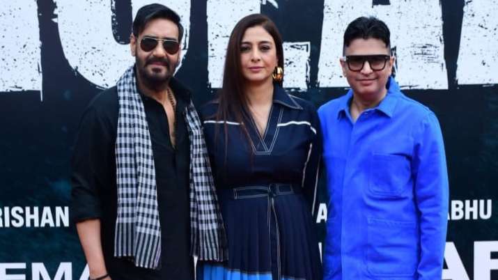 India Tv - Tabu and Ajajy Devgn