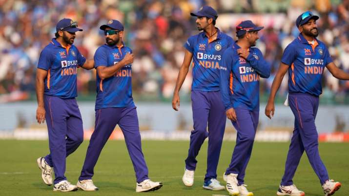 इंडिया टीवी - भारत ने कीवीज के खिलाफ दूसरा वनडे 8 विकेट से जीता