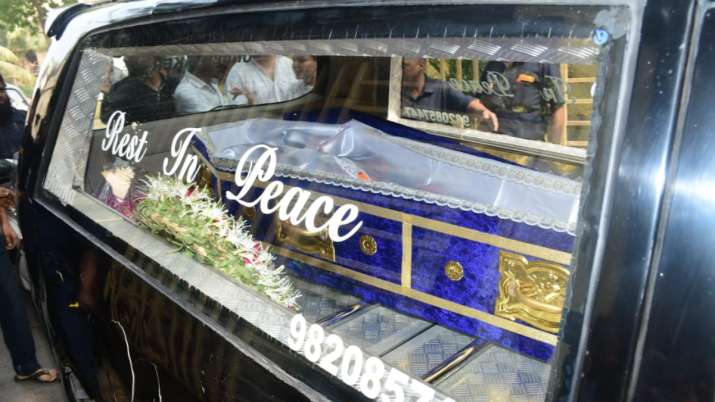 India Tv - Rakhi Sawant's mother's funeral