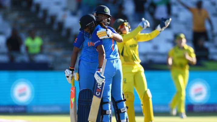 India Tv - Harmanpreet Kaur made 52 in the 172-run chase