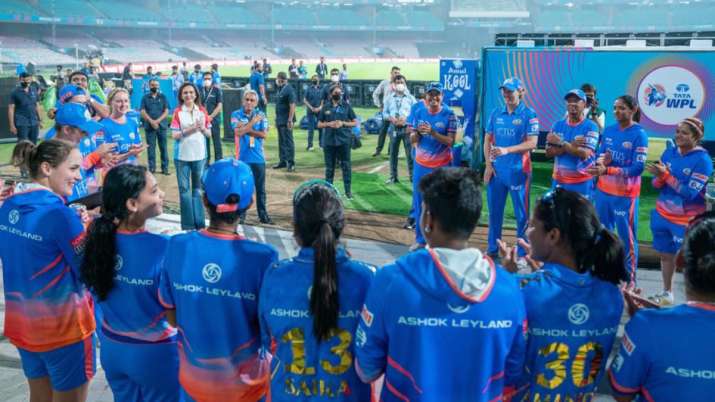 India Tv - Nita Ambani with Mumbai Indians team