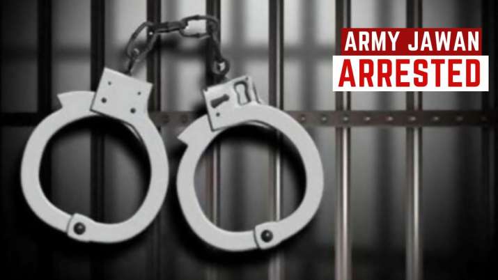 Uttar Pradesh: Army jawan arrested for stabbing colleague's wife to death in Bareilly