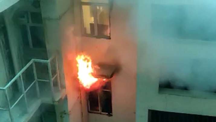 Greater Noida: Major fire erupts in a flat in Gaur City 5th Avenue, furniture worth lakhs reduced to ashes