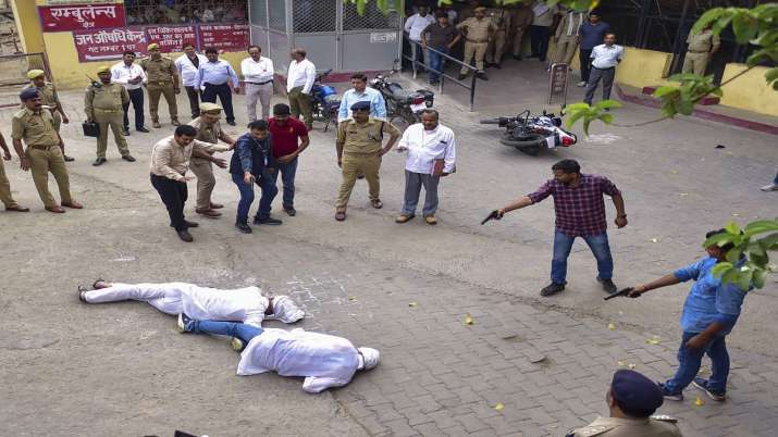 India Tv - The crime scene was recreated in Prayagraj by the STF team 