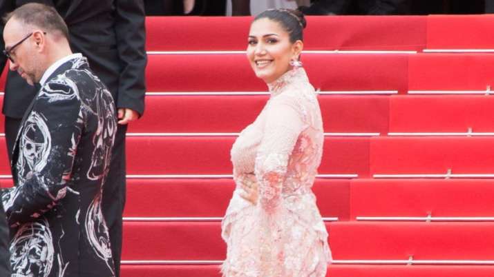 Haryanvi sensation Sapna Choudhary makes her Cannes red carpet debut ...