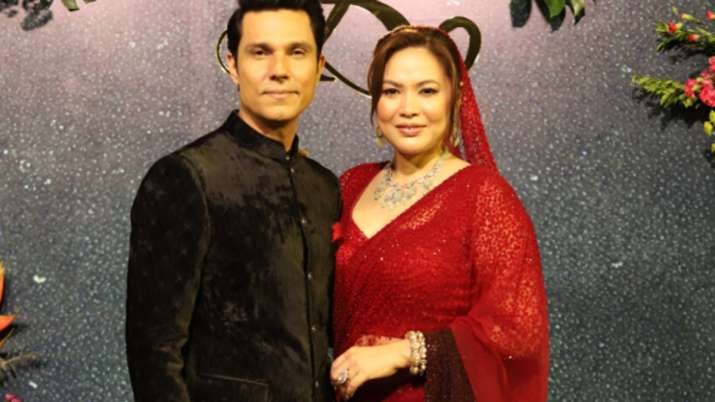 India Tv - Randeep Hooda-Lin Laishram's reception pictures are out 