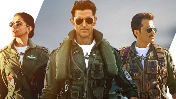 Fighter Movie Review: Hrithik Roshan, Deepika Padukone's film showcases ...