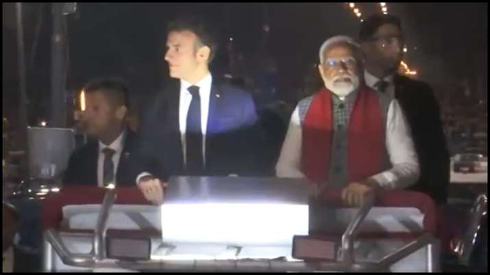 Macron in India: PM Modi, French President visit Hawa Mahal after holding roadshow in Jaipur | WATCH
