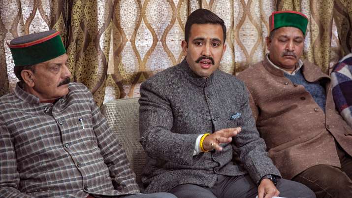 Himachal crisis: Vikramaditya Singh meets six disqualified Congress MLAs, say sources