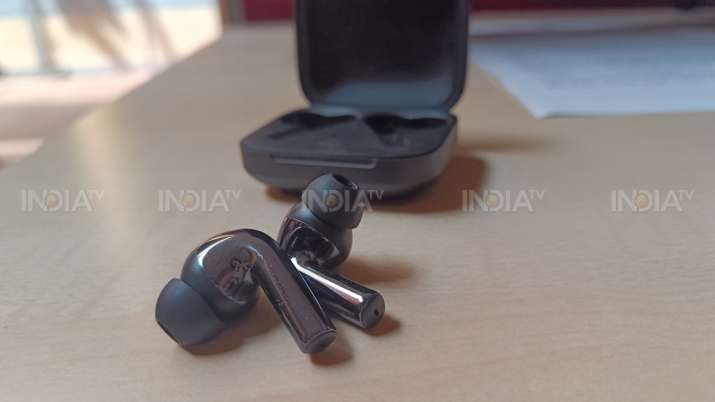 India Tv - OnePlus Buds 3