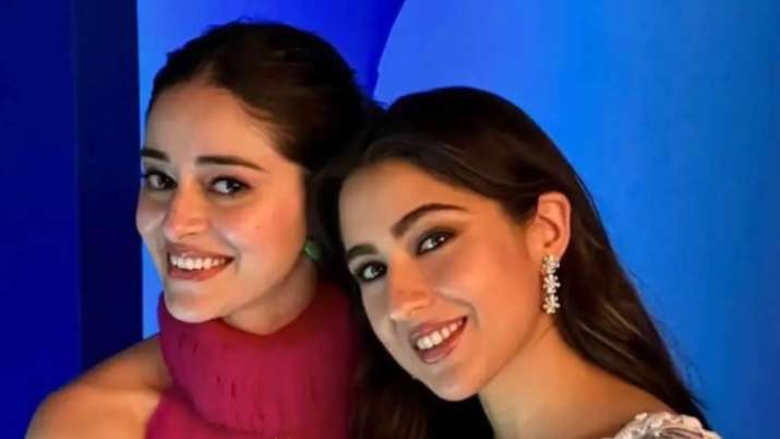 India Tv - Sara Ali Khan shared a new photo with Ananya Panday and more from an event.