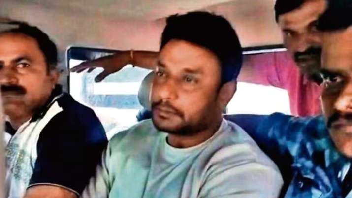 Actor Darshan walks out of Ballari prison after securing interim bail from Karnataka HC