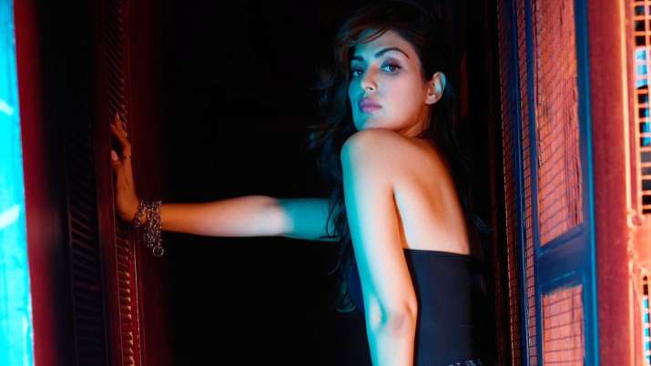 HIBOX Scam: Actor Rhea Chakraborty gets Delhi Police’s notice | Details inside