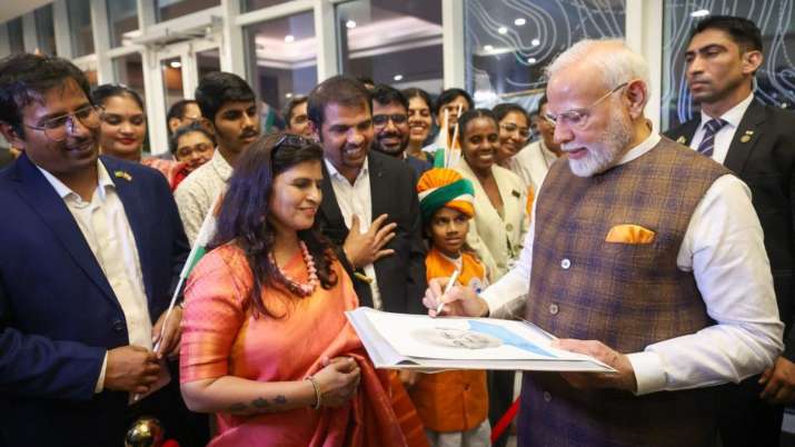 India Tv - PM Modi meets Indian diaspora at Guyana