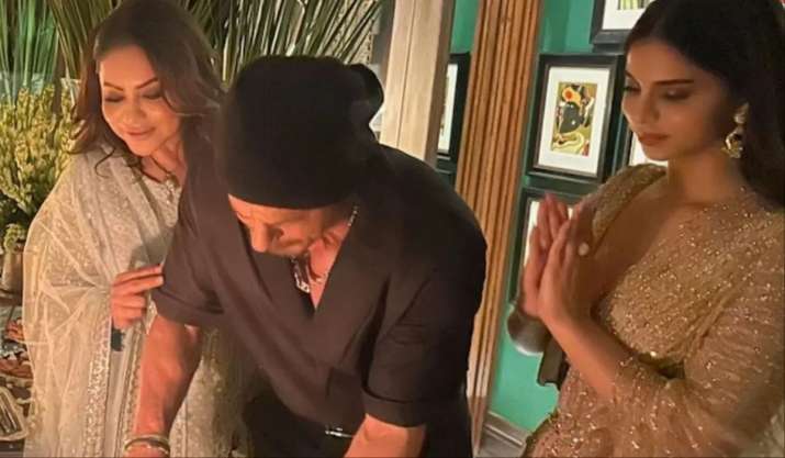 Gauri Khan shares first glimpse from Shah Rukh’s birthday celebration with family | In Pics