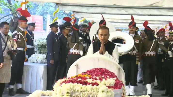 India Tv - Mauritius foreign minister pays tribute to former PM Manmohan Singh.