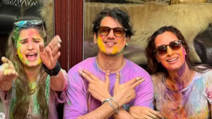 Tamannaah Bhatia, Vijay Varma’s separate appearances at Holi bash fuel speculation amid breakup rumours