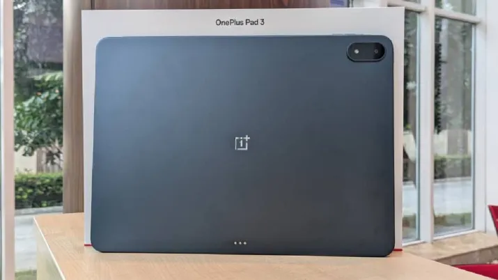 भारत टीवी - वनप्लस पैड 3 समीक्षा: रियर 