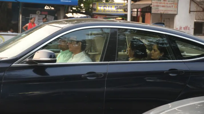 India Tv - Dharmendra prayer meet