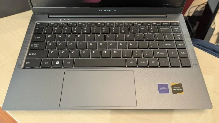 इंडिया टीवी - प्राइमबुक 2 प्रो समीक्षा: कीबोर्ड और ट्रैकपैड